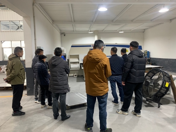 跨國認(rèn)可，相聚光銳，光銳機(jī)械與越南客戶共繪合作藍(lán)圖